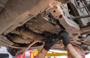 Снимаем поддон вариатора Ниссан Мурано