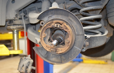 Замена задней ступицы и задних колодок Ниссан Патфайндер