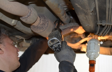 Снимаем кардан Ниссан Х-Трейл