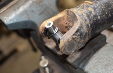 Установка новой крестовины Ниссан Патфайндер