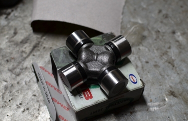 Новая крестовина Ниссан Патфайндер