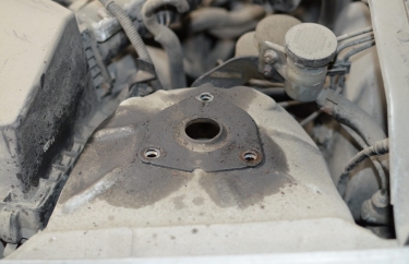 Замена опоры амортизатора Ниссан Альмера