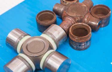 Замена крестовины кардана Ниссан Патфайндер (фото и видео)