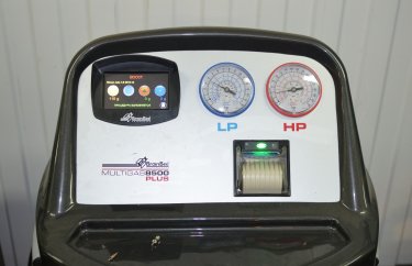 Ниссан Жук заправка кондиционера