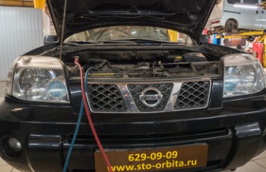 Заправка кондиционера Ниссан Х-Трейл (фото и видео)