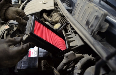 Установка воздушного фильтра Ниссан Ноут.